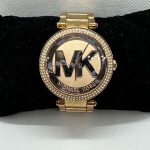 Michael Kors Parker MK5865 Women Rose Gold Analog Dial Quartz Wrist Watch JNA407